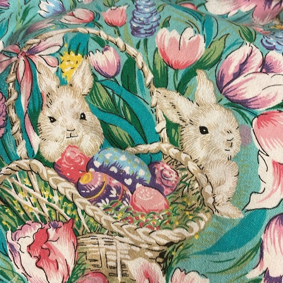 NWOT oval Easter table cloth. 60”x84” - Picture 5 of 5